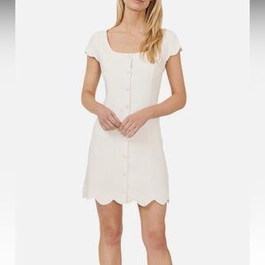 Cece Scallop Edge Cap Sleeve Dress
